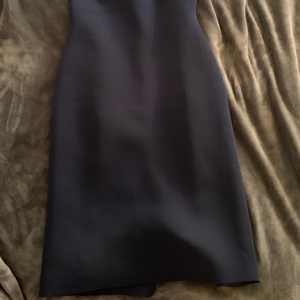 Dress - Picture 5 of 5